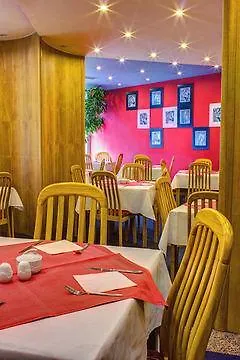 Luxury Family Bila Labut 4* Prague