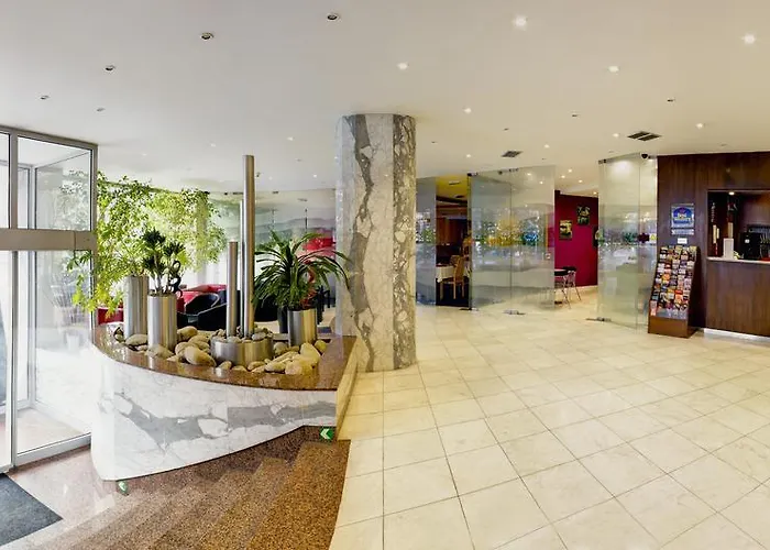 Luxury Family Bila Labut