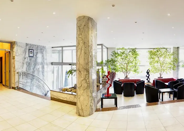 Luxury Family Bila Labut