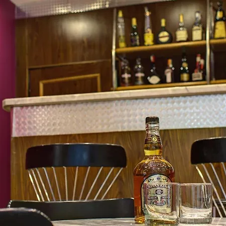 酒店 Luxury Family Bila Labut 布拉格