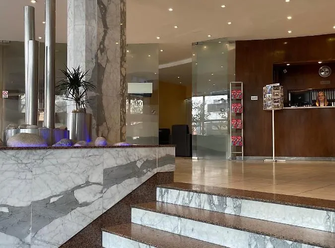 Ξενοδοχείο Luxury Family Bila Labut 4*