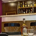 酒店 Luxury Family Bila Labut 布拉格