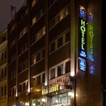 فندق Luxury Family Bila Labut 4*